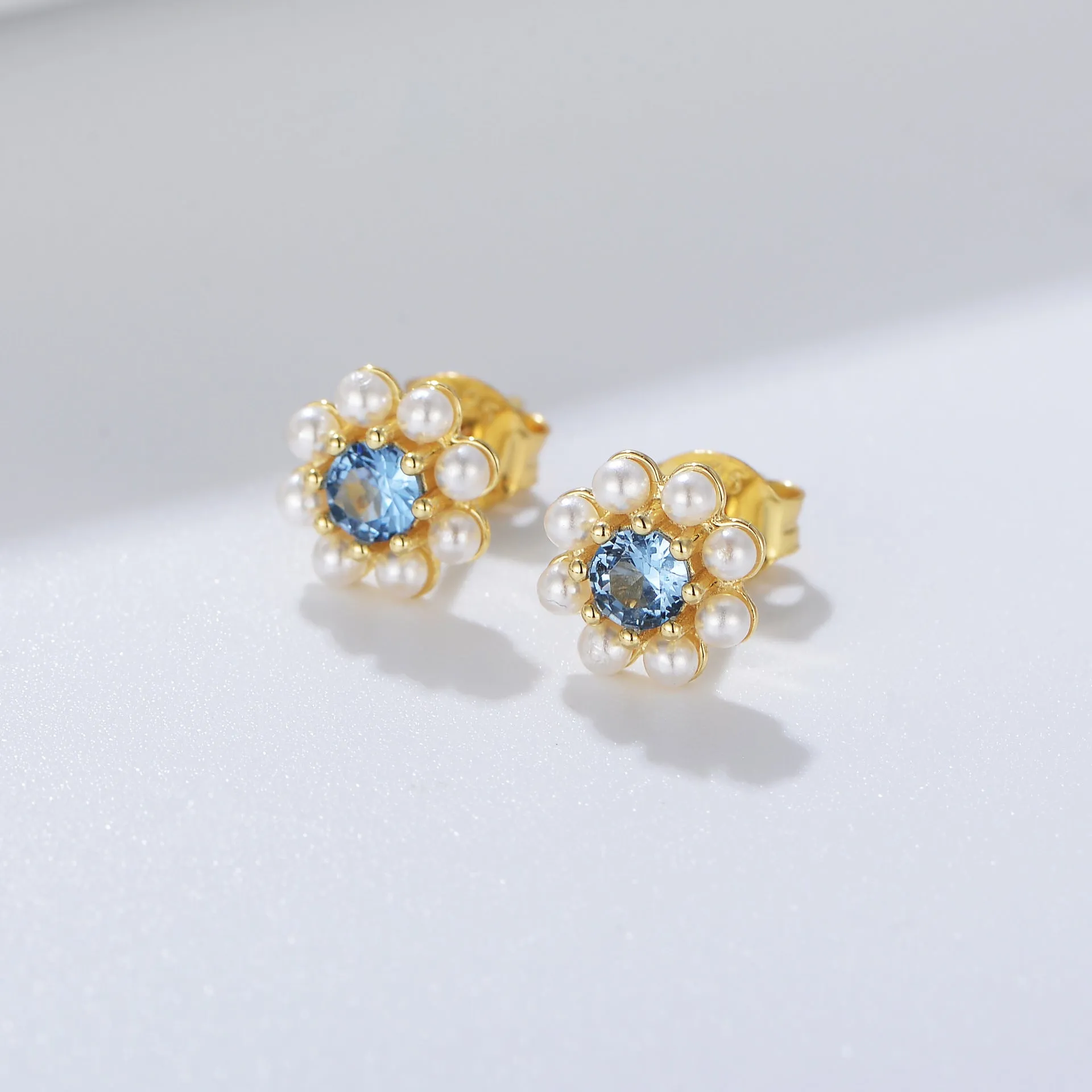 Blue Zircon Pearl Flower Earrings Stud