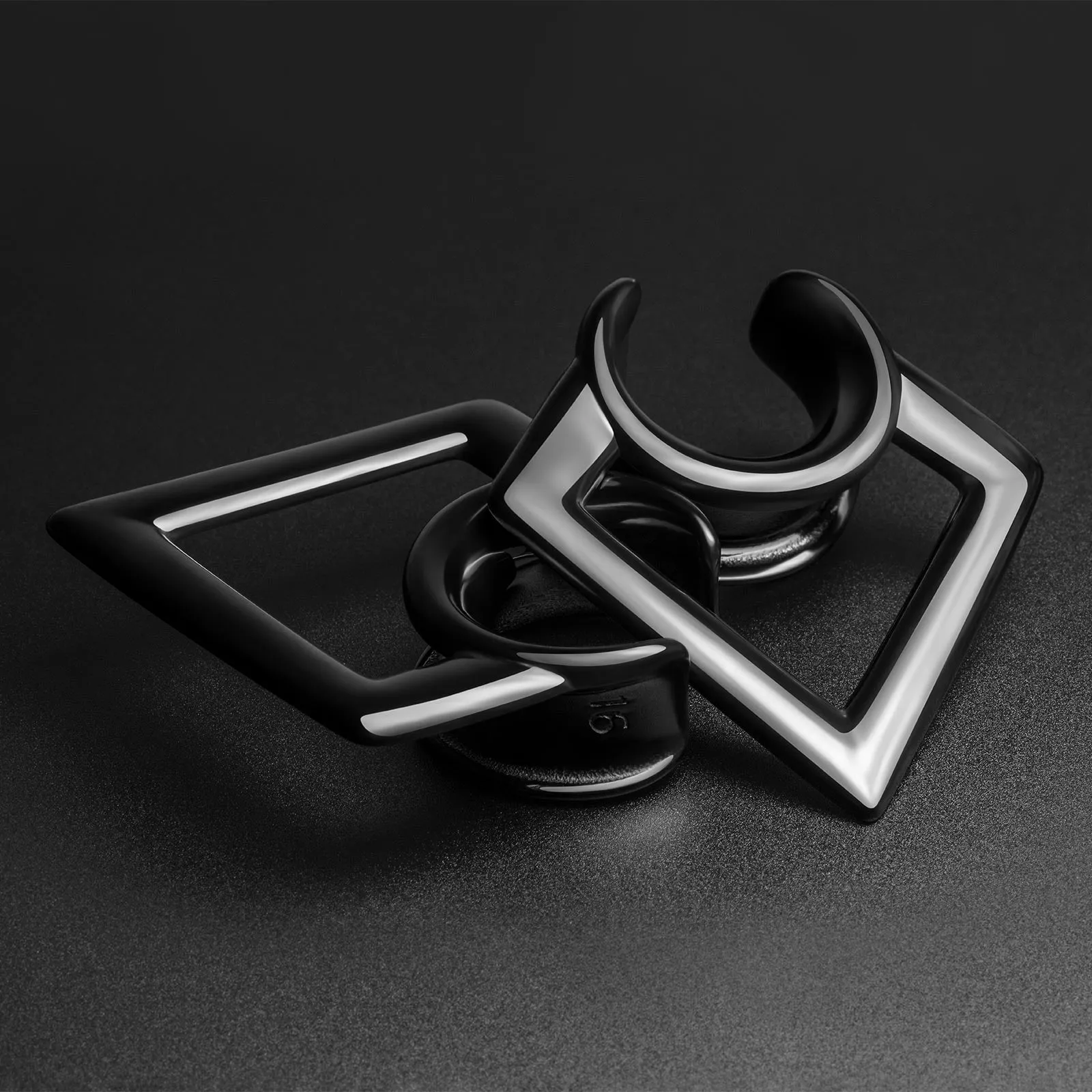 Geometric Diamond Hanger Black PVD Saddle Ear Weight