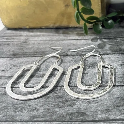 Long Oval Hammered Metal Geometric Earrings (GOLD OR SILVER)