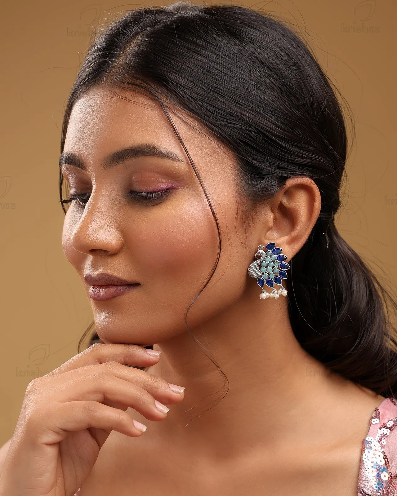 Maurya Peacock Stud Earrings - wxo