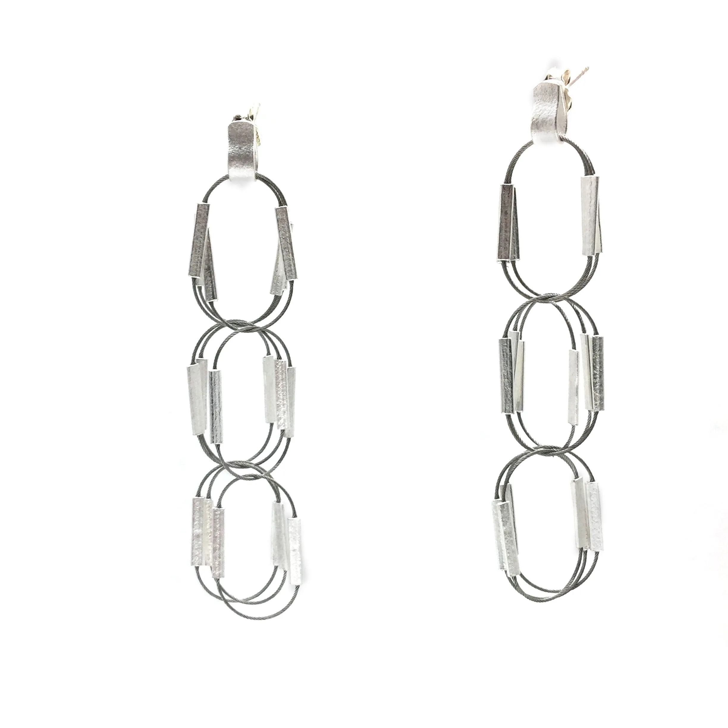 Oval Wire Chain Earrings