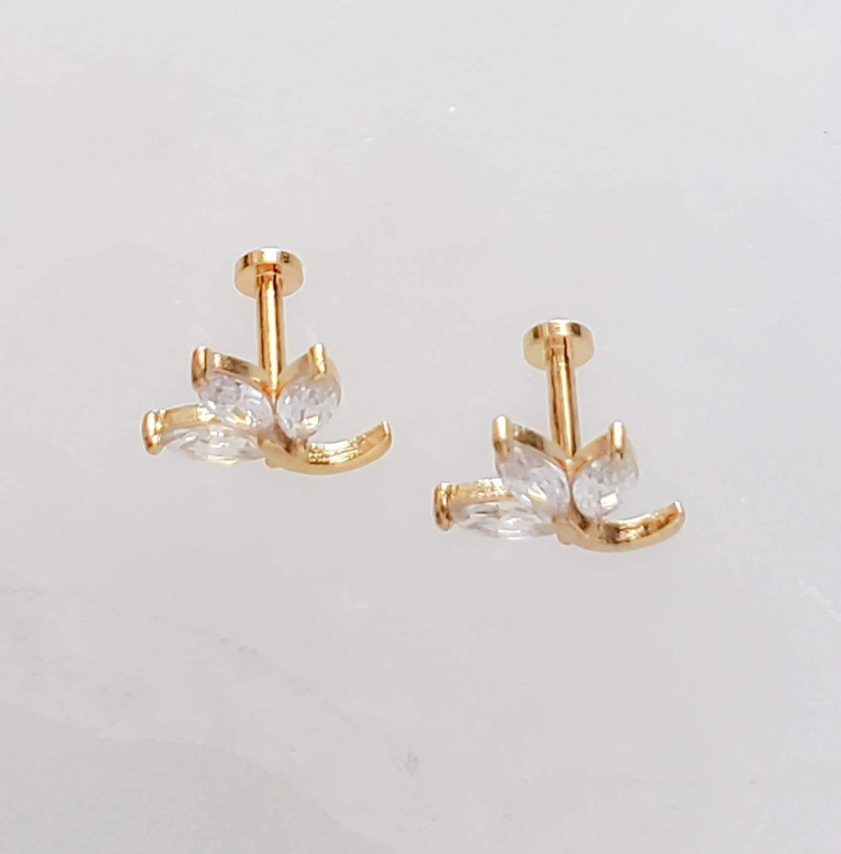 Sparkle Vine Flat Back Stud