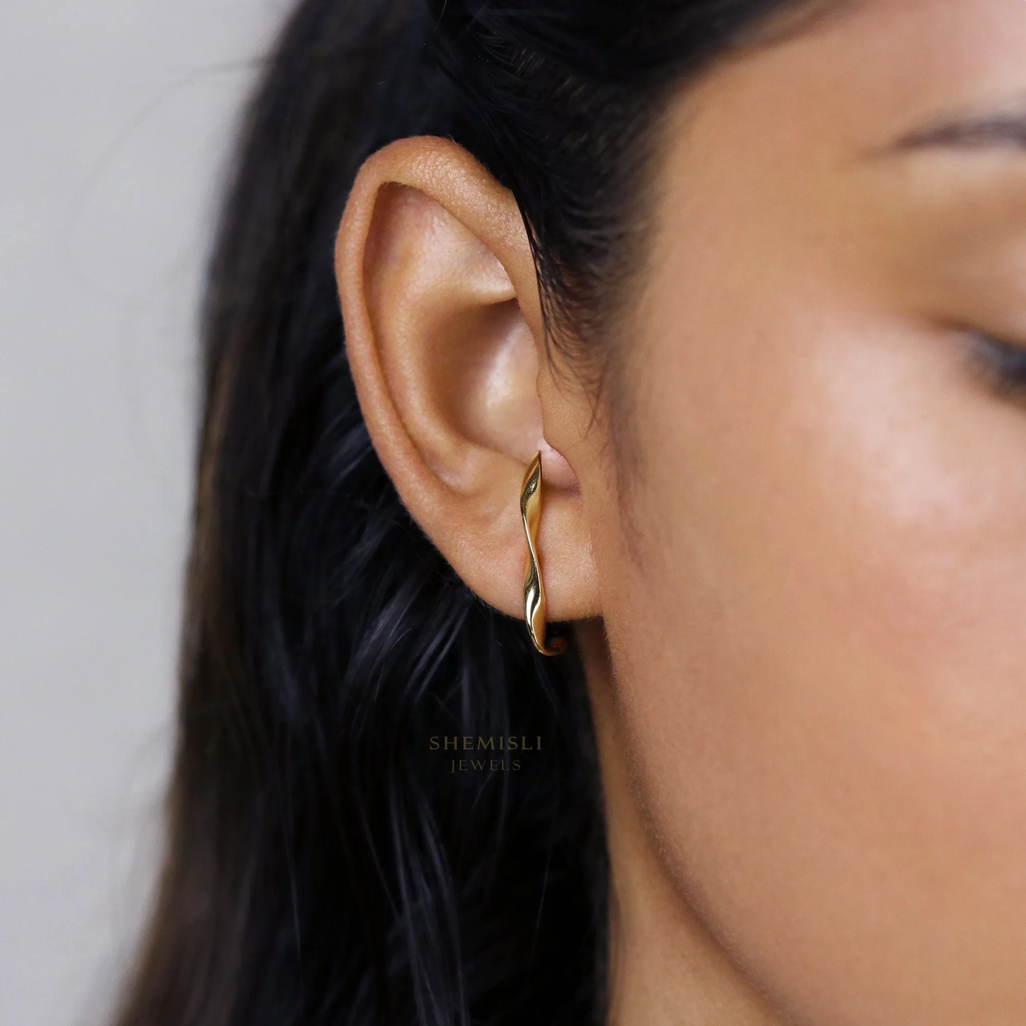 Stud Lobe cuff earrings, Twisted Wire, Gold, Silver SHEMISLI SS054