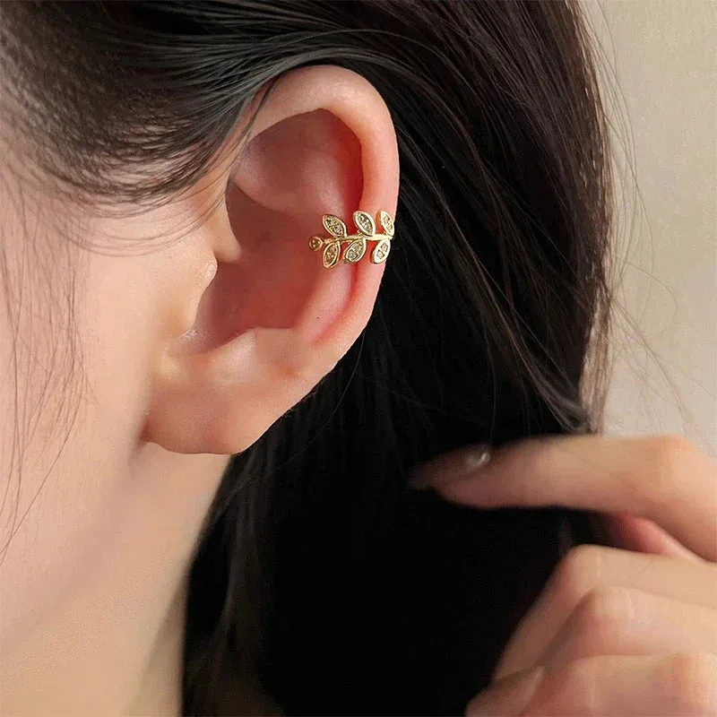 Trendy Crystal Leaf Gold Color Metal Ear Cuff Non-pierced Ear Clips Tiny Earring