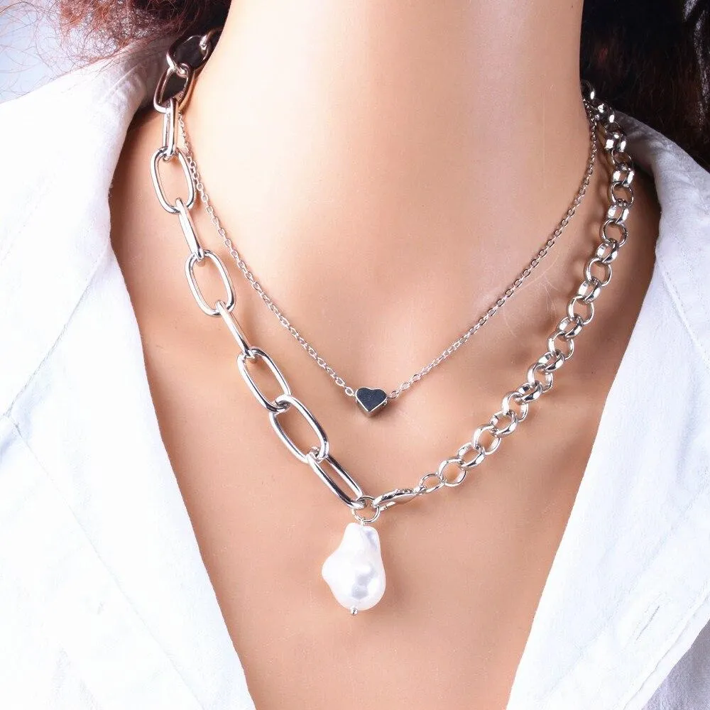 Women Retro Geometric Baroque Pearl Pendant Necklaces